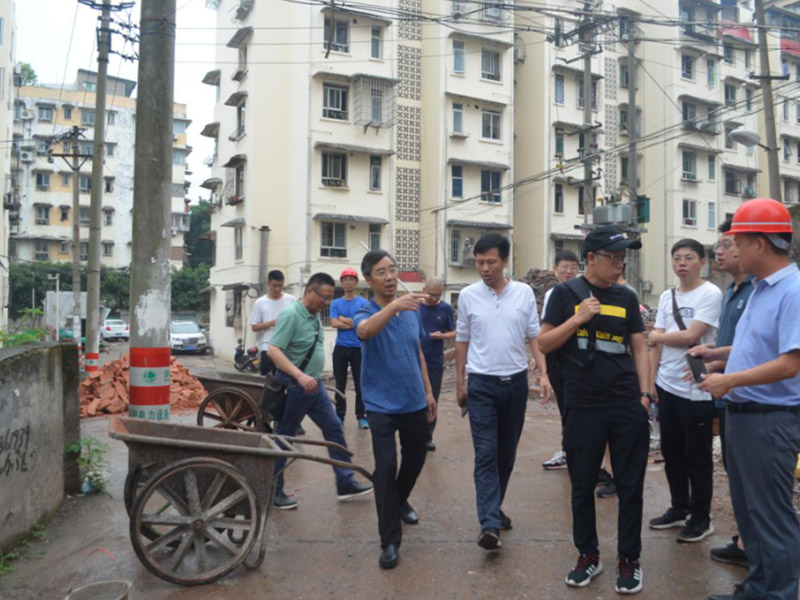 增强服务意识 务实推进建设 我院组织开展老旧小区改造项目现场巡视工作