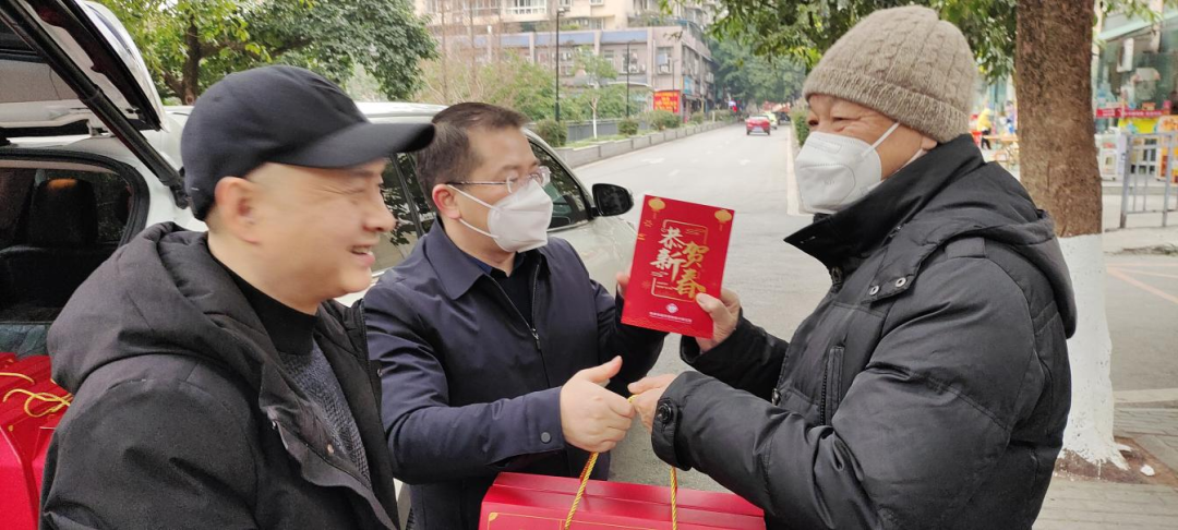 情暖夕阳 感恩有你丨退休职工迎春慰问活动纪实